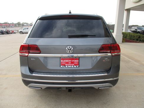 Used 2019 Volkswagen Atlas SEL Premium image 6