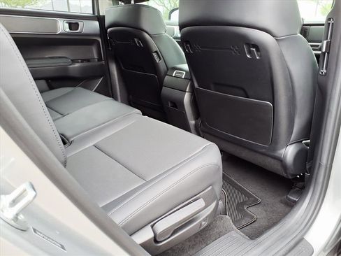 Certified 2025 Hyundai Santa Fe XRT image 13