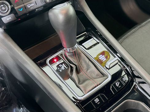 Certified 2025 Jeep Compass Trailhawk w/ Trailhawk Elite Group image 27