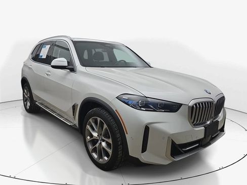 Used 2024 BMW X5 xDrive40i AWD/4WD image 2
