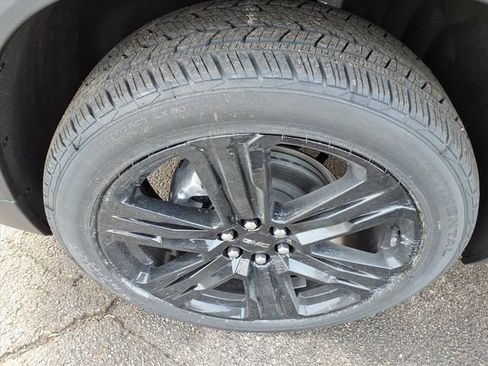 New 2026 GMC Acadia Elevation w/ Black Edition AWD/4WD image 13