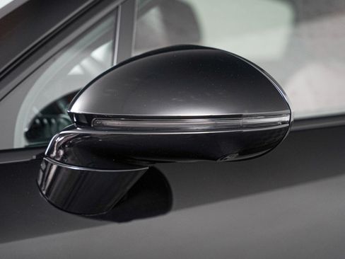 Certified 2023 Porsche Cayenne GTS AWD/4WD image 30