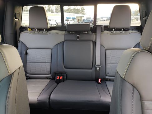 New 2026 Chevrolet Silverado 2500 ZR2 w/ LPO, Dark Essentials Package image 31