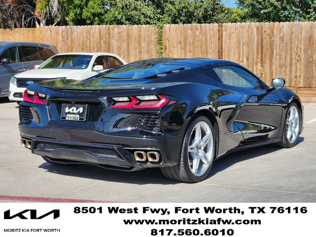 Used 2025 Chevrolet Corvette Stingray Premium Cpe w/ 3LT RWD image 4