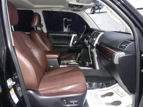 Used 2015 Toyota 4Runner Limited image 22
