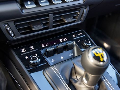 Certified 2025 Porsche 911 GT3 RWD image 48