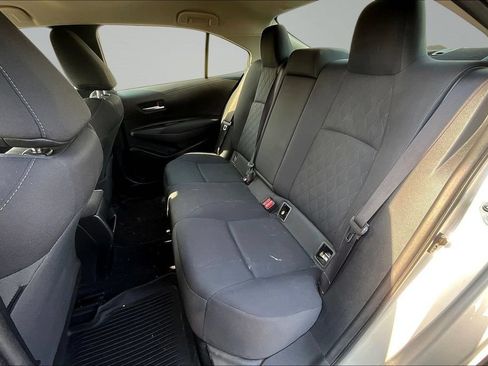 Used 2020 Toyota Corolla LE FWD image 19