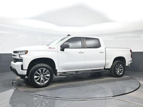 Used 2022 Chevrolet Silverado 1500 RST w/ Z71 Off-Road Package AWD/4WD image 2