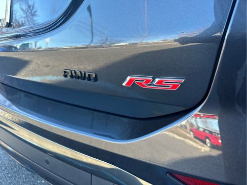 Used 2023 Chevrolet Equinox RS w/ RS Leather Package image 16