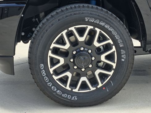 New 2026 RAM 2500 Limited AWD/4WD image 10