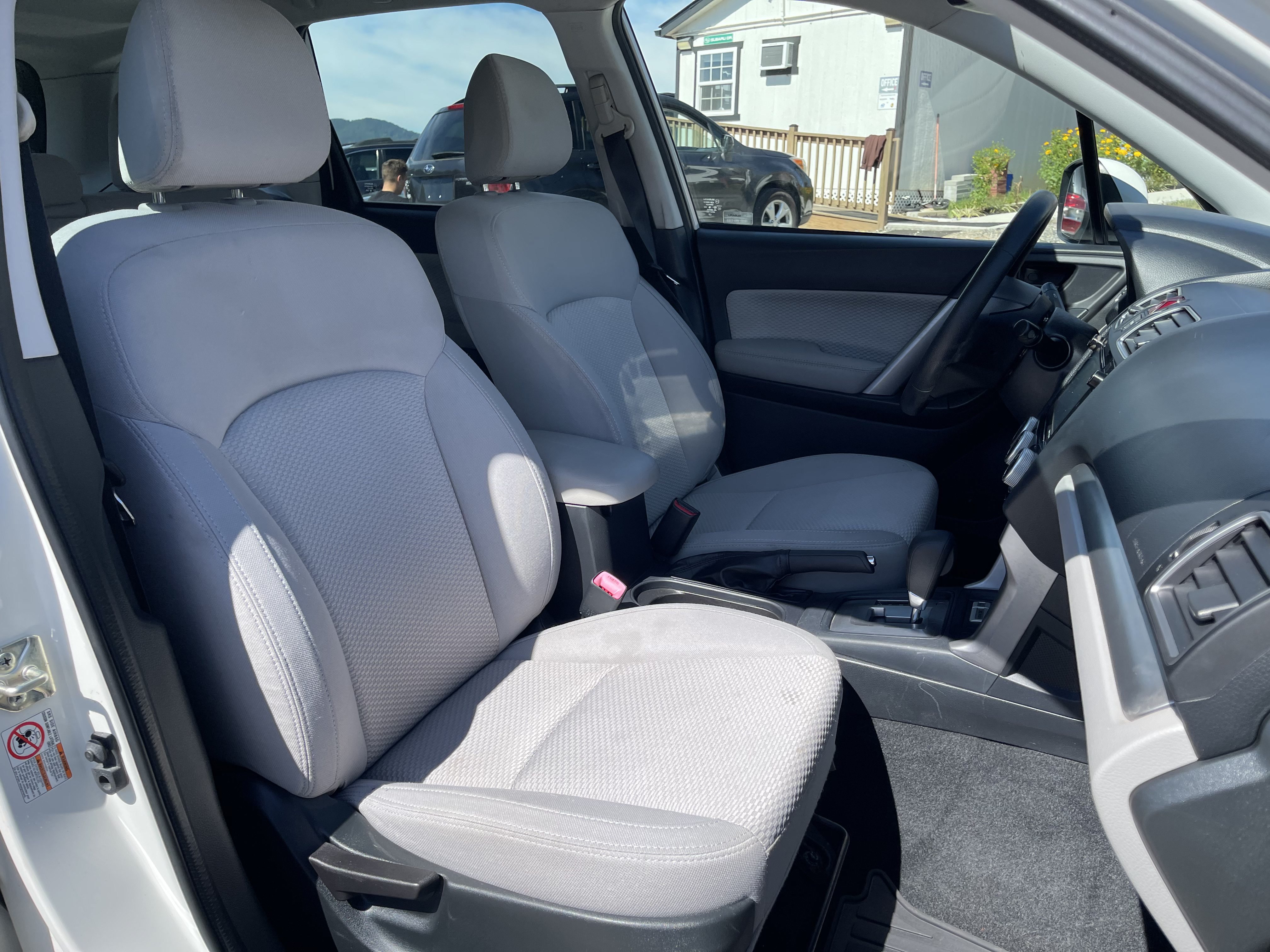 Used 2018 Subaru Forester 2.5i Premium w/ Popular Package #2A AWD/4WD image 10