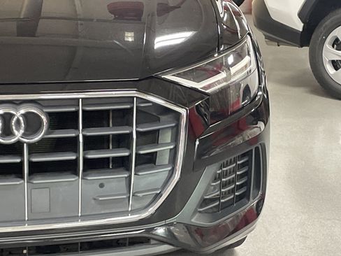 Used 2019 Audi Q8 Premium w/ Convenience Package image 5
