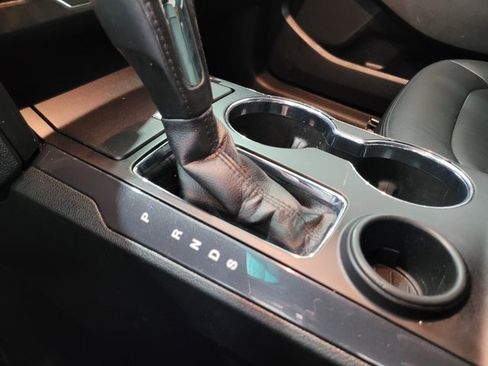 Used 2017 Ford Explorer XLT w/ Equipment Group 202A image 41