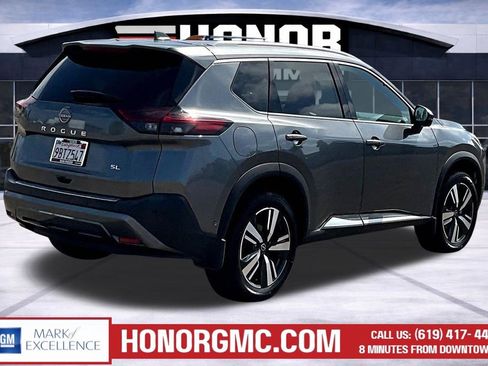 Used 2022 Nissan Rogue SL w/ SL Premium Package FWD image 6