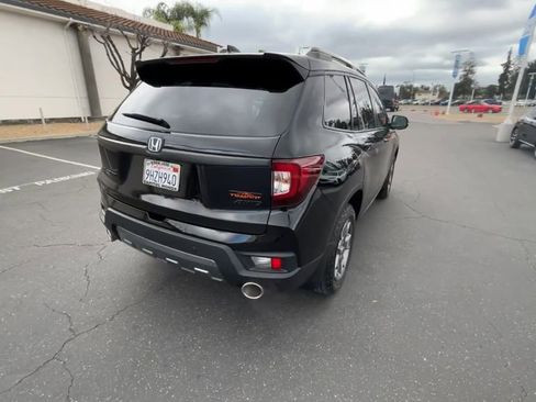 Certified 2023 Honda Passport TrailSport image 8