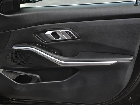 Used 2021 BMW 330i Sedan w/ Convenience Package image 17