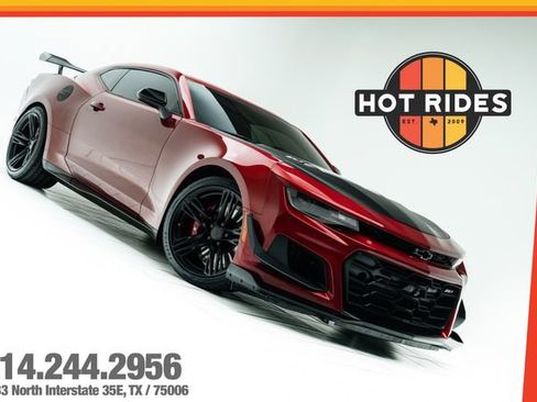 Used 2021 Chevrolet Camaro ZL1 RWD image 1