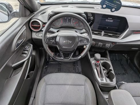 Certified 2024 Chevrolet Trax RS w/ Driver Confidence Package FWD image 15