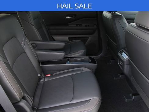 New 2026 Nissan Pathfinder SL AWD/4WD image 32