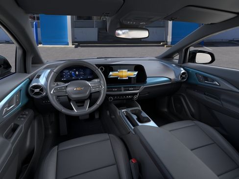 New 2026 Chevrolet Equinox EV LT FWD image 39