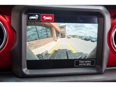 Used 2021 Jeep Wrangler Unlimited Rubicon AWD/4WD image 24