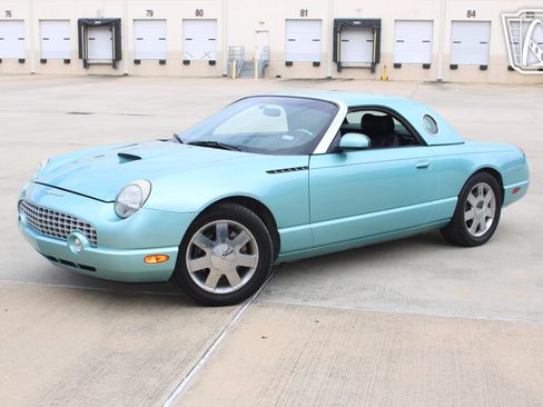 Used 2002 Ford Thunderbird RWD image 40