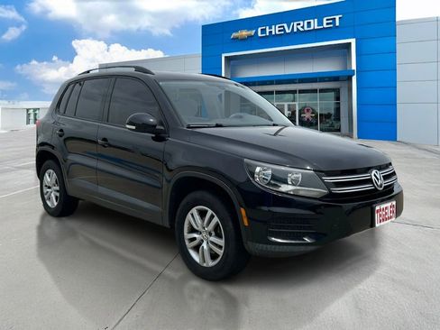 Used 2016 Volkswagen Tiguan S FWD image 3