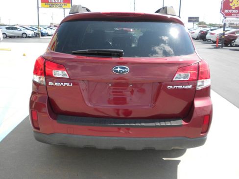 Used 2013 Subaru Outback 2.5i Premium image 4