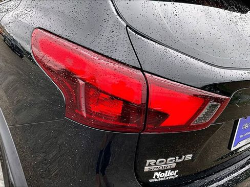 Used 2019 Nissan Rogue Sport SV w/ Technology Package FWD image 30