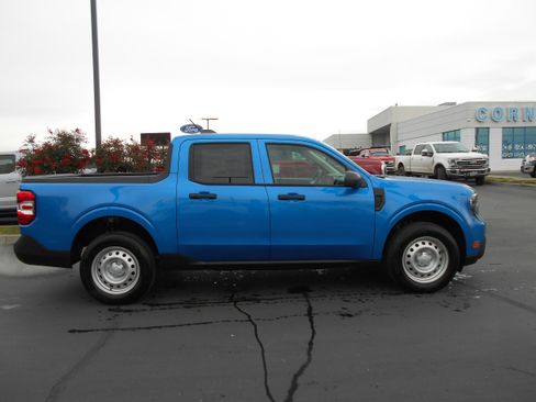 New 2026 Ford Maverick XL image 3