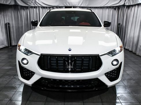 Used 2022 Maserati Levante Modena image 2