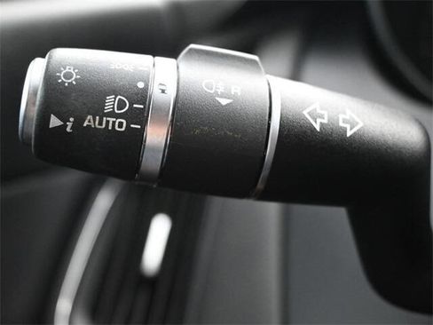 Used 2018 Jaguar E-PACE S image 25