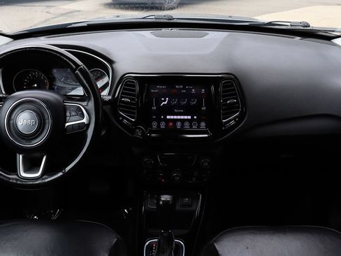 Used 2020 Jeep Compass Limited FWD image 32