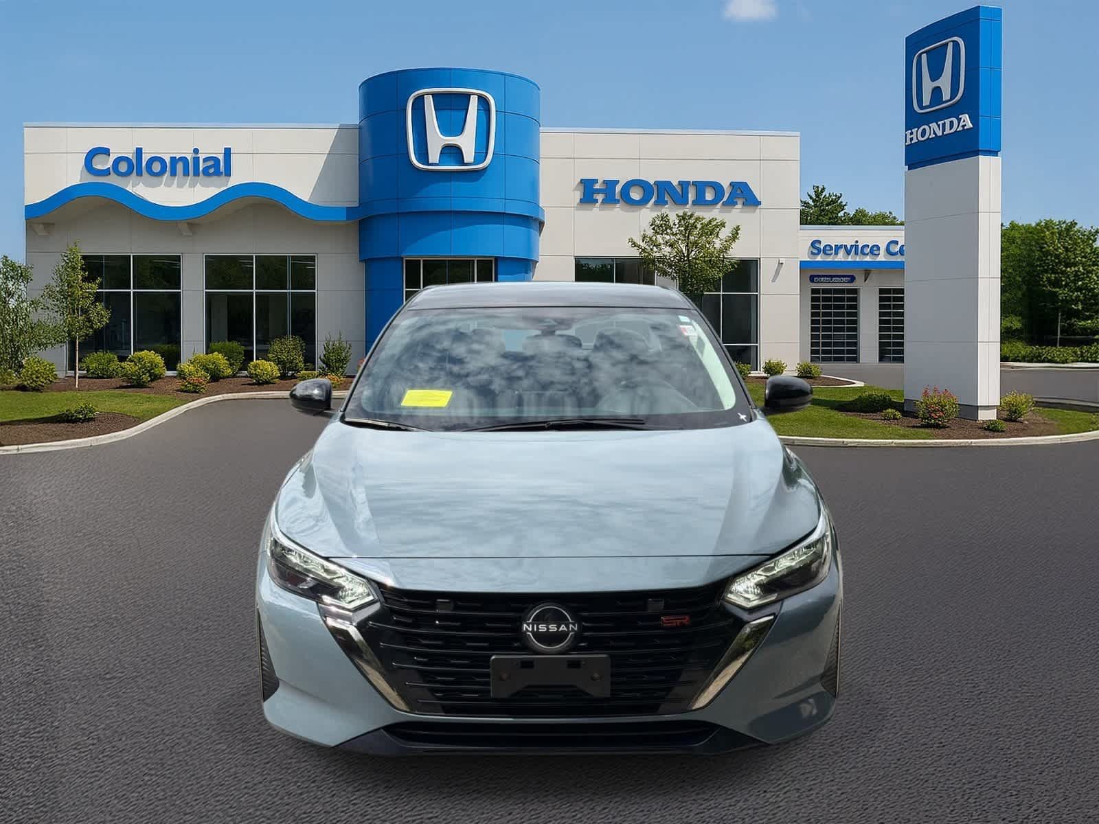 Used 2025 Nissan Sentra SR FWD image 32