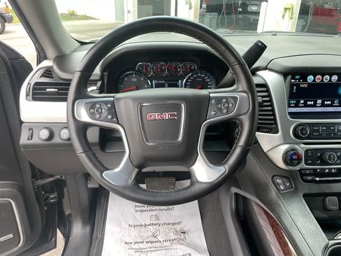 Used 2019 GMC Yukon XL SLT AWD/4WD image 29