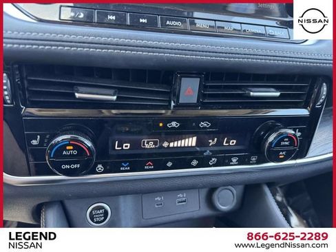 Certified 2023 Nissan Rogue Platinum w/ Platinum Premium Package AWD/4WD image 24
