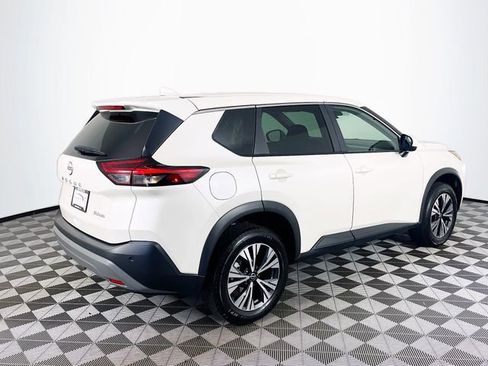 Used 2023 Nissan Rogue SV AWD/4WD image 8