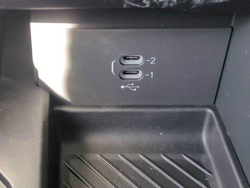 New 2026 Chrysler Pacifica Pinnacle image 24