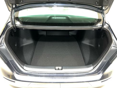 New 2025 Honda Accord SE image 9