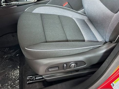 New 2026 Chevrolet TrailBlazer LT w/ Convenience Package image 19