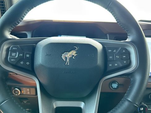 Used 2024 Ford Bronco Outer Banks image 16