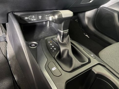 Used 2025 Kia K4 FWD image 19