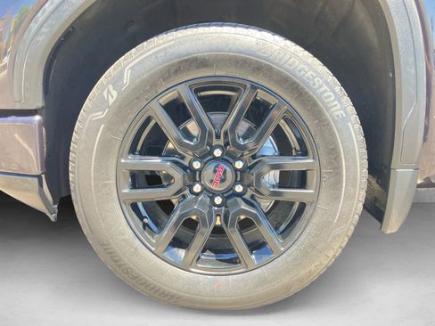 Used 2022 GMC Sierra 1500 Elevation w/ LPO, Elevation Black Package RWD image 9