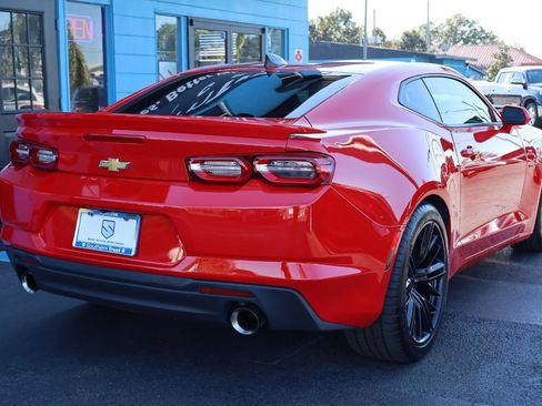 Used 2020 Chevrolet Camaro LT RWD image 4