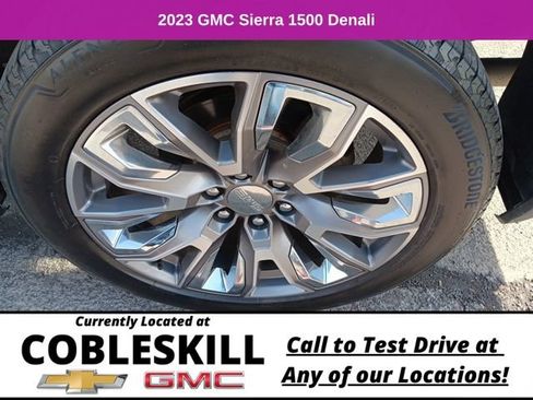 Used 2023 GMC Sierra 1500 Denali w/ Denali Reserve Package AWD/4WD image 10
