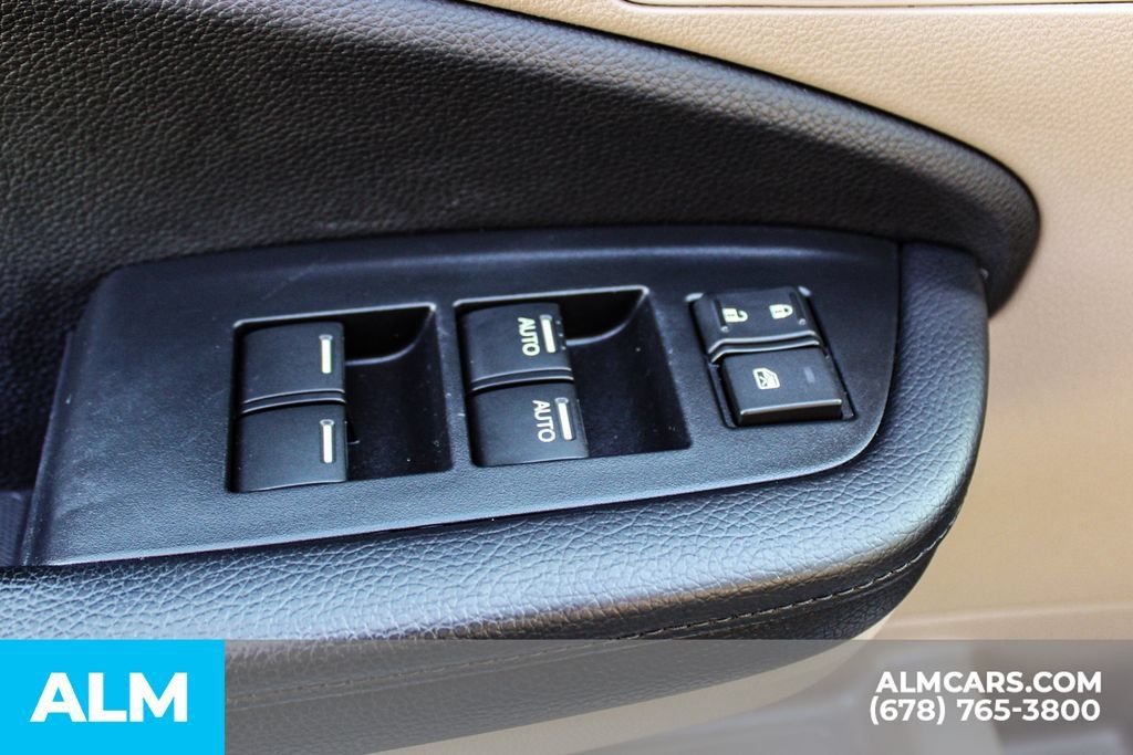 Used 2021 Honda Pilot Elite image 40