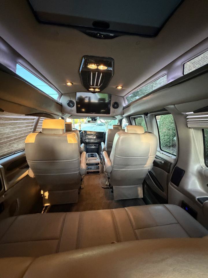 Used 2019 GMC Savana 2500 w/ Enhanced Convenience Package RWD image 40