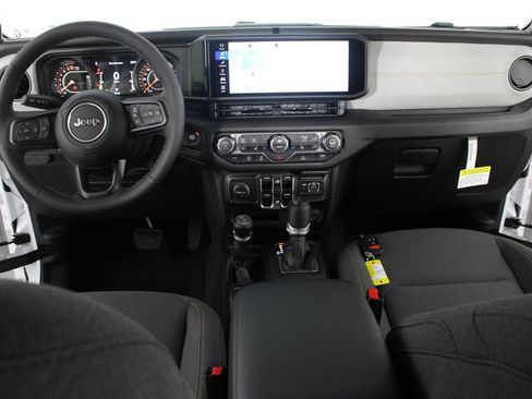 New 2026 Jeep Gladiator Sport AWD/4WD image 9