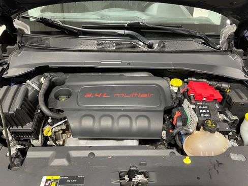 Used 2019 Jeep Compass Latitude w/ Popular Equipment Group image 35