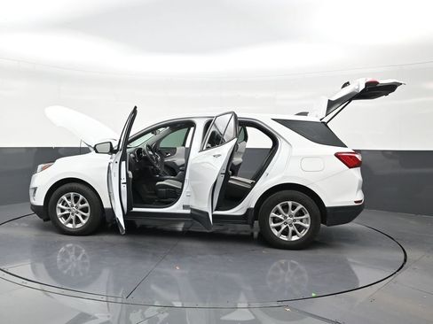 Used 2020 Chevrolet Equinox LS FWD image 30